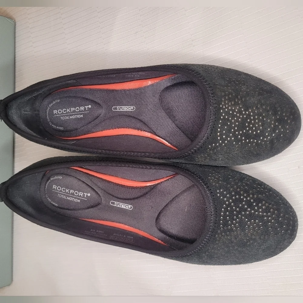 Rockport Total Motion Perf Ballet Leather Upper Black Flats sz 5